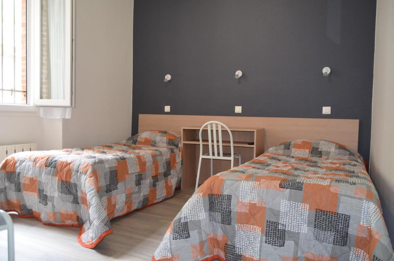 Hotel Montfort Лурд Екстериор снимка
