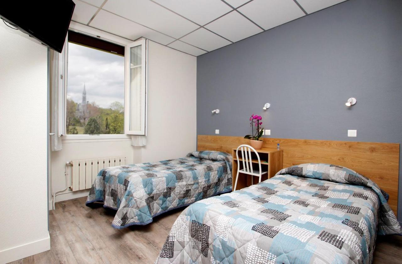 Hotel Montfort Лурд Екстериор снимка
