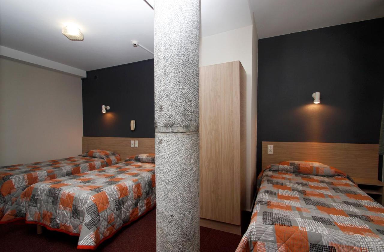 Hotel Montfort Лурд Екстериор снимка
