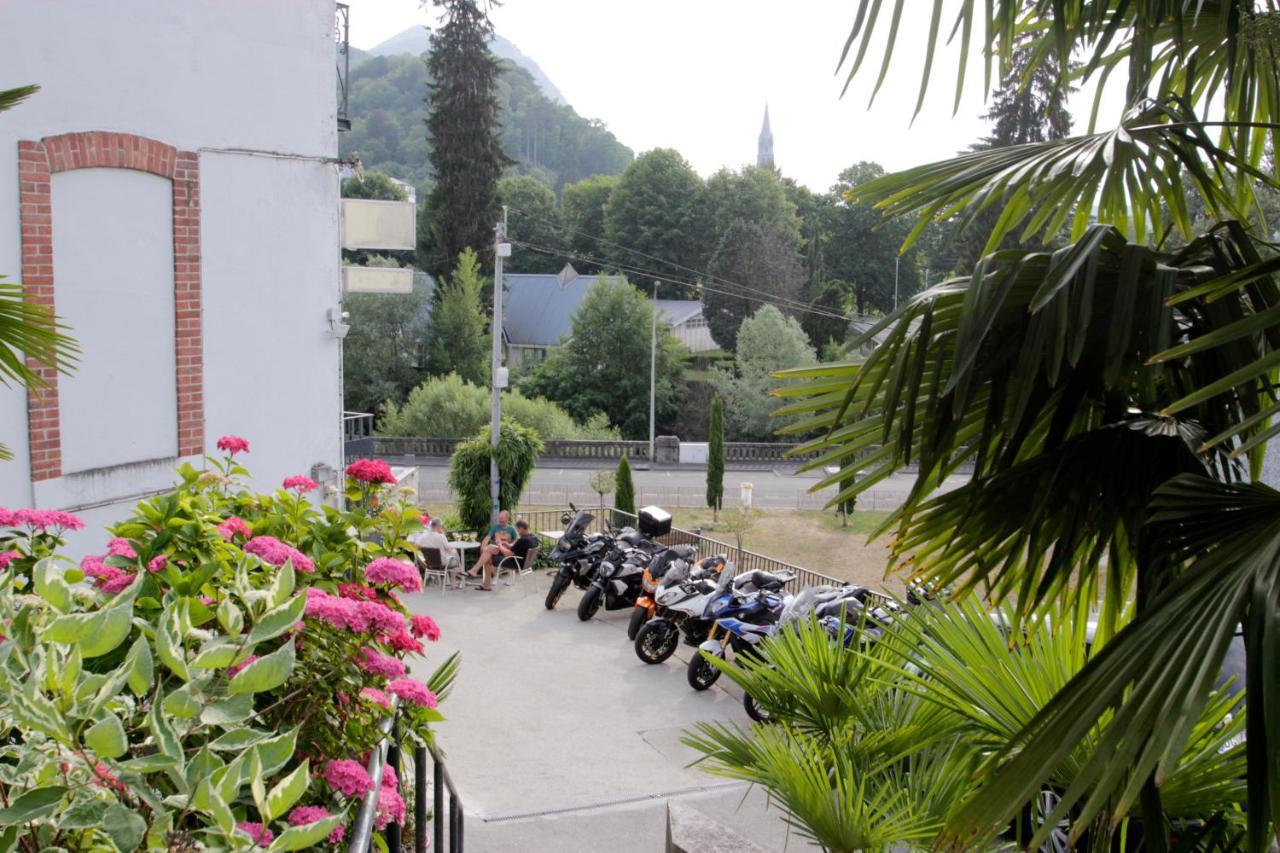Hotel Montfort Лурд Екстериор снимка