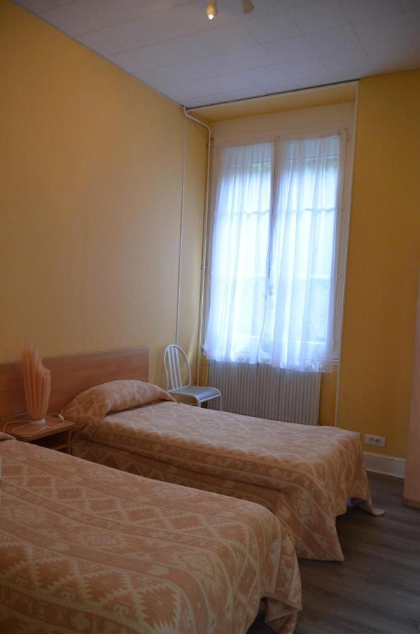 Hotel Montfort Лурд Екстериор снимка