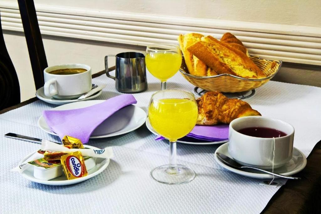 Hotel Montfort Лурд Екстериор снимка