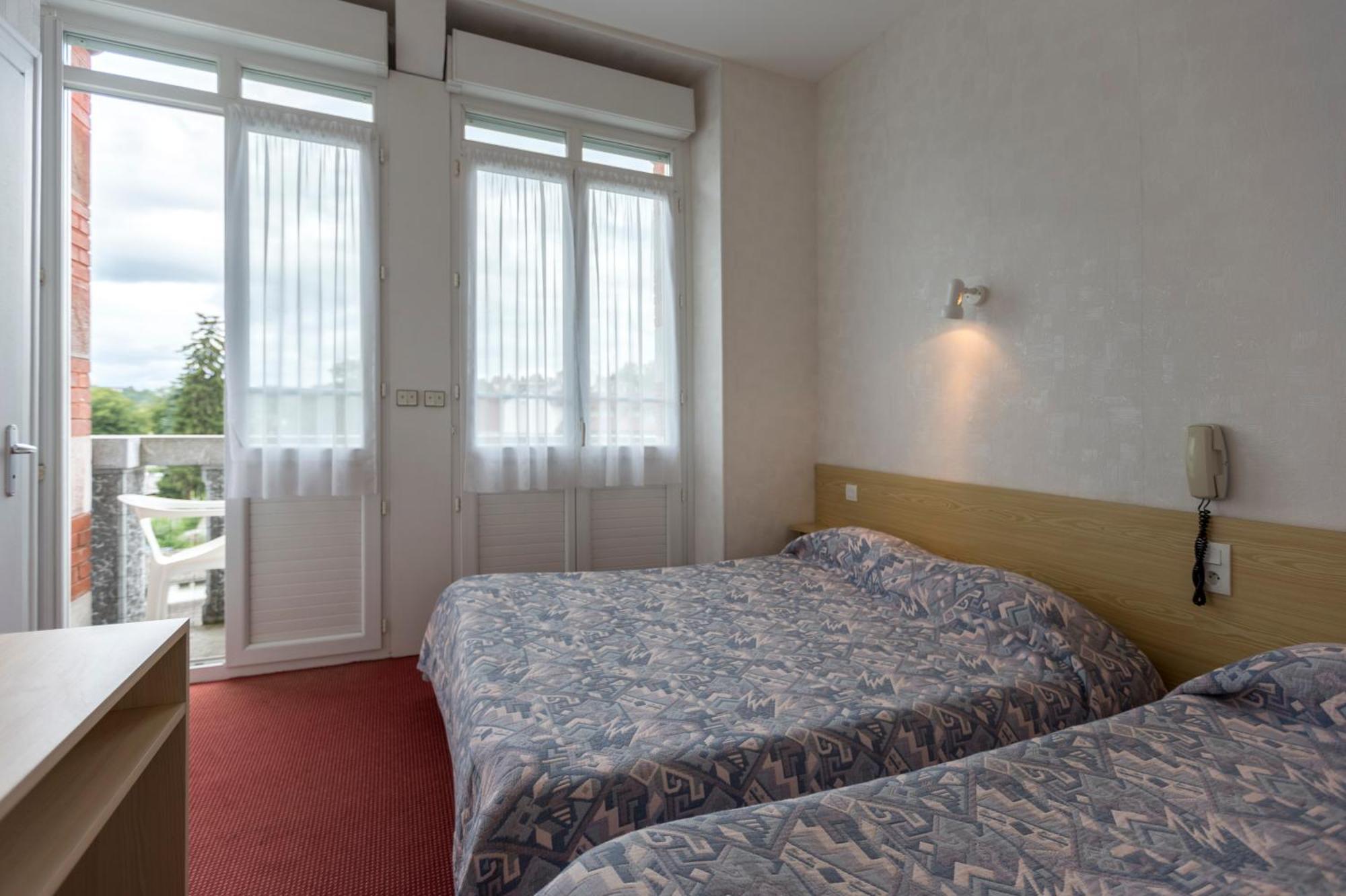 Hotel Montfort Лурд Екстериор снимка