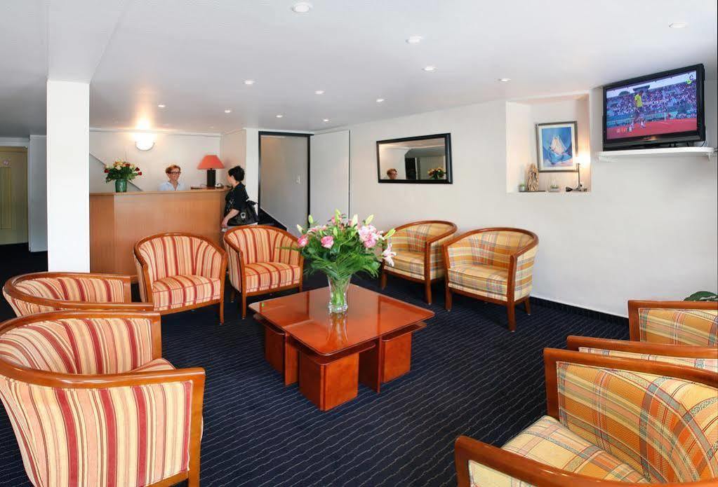 Hotel Montfort Лурд Екстериор снимка